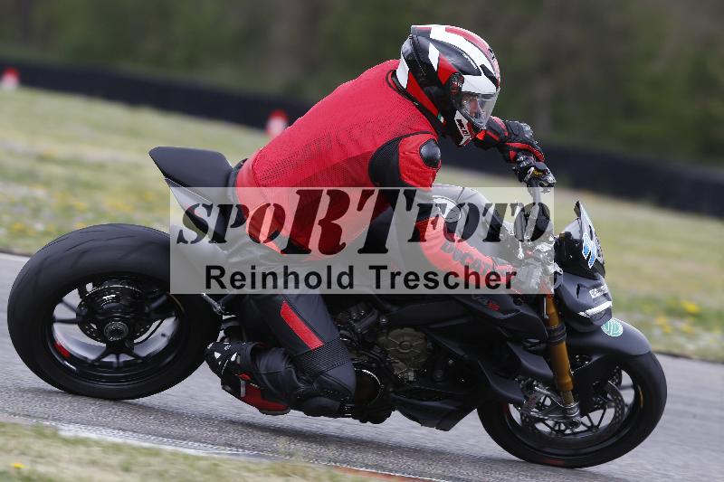 /Archiv-2025/04 13.04.2025 Get Faster Caremotion ADR/Gruppe gruen/28